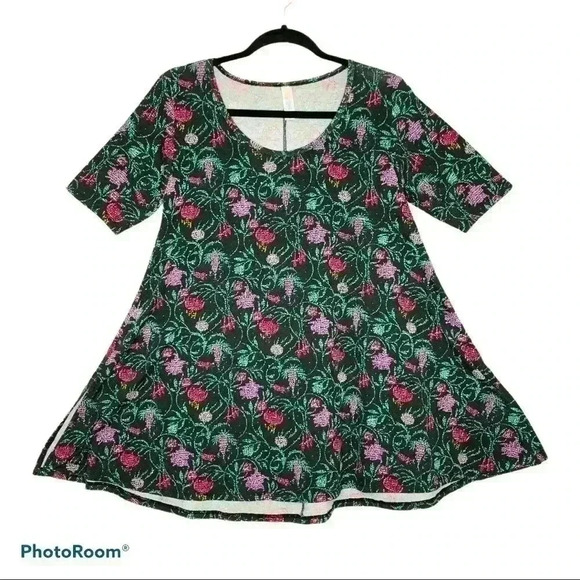LuLaRoe Floral Perfect T - Picture 2 of 8